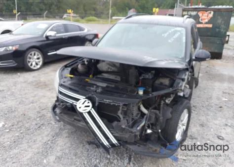 2016 Volkswagen Tiguan S/Se/Sel/R-Line z USA, uszkodzony, nr VIN WVGAV7AX6GW501178